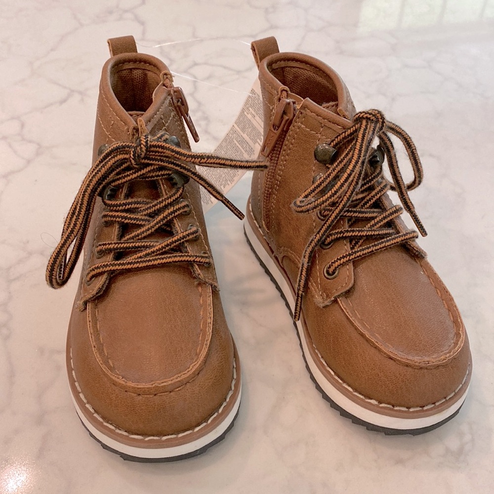 NWT - Gap Kids Toddler Boy Brown Boots - Size 7